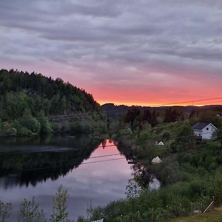 Glamping On Idyllic Lake, Paddle Boards & Rowboat Пошгрун Екстериор снимка