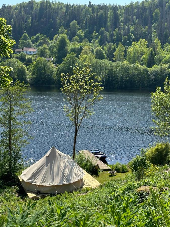 Glamping On Idyllic Lake, Paddle Boards & Rowboat Пошгрун Екстериор снимка