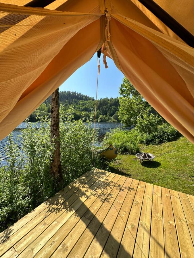 Glamping On Idyllic Lake, Paddle Boards & Rowboat Пошгрун Екстериор снимка