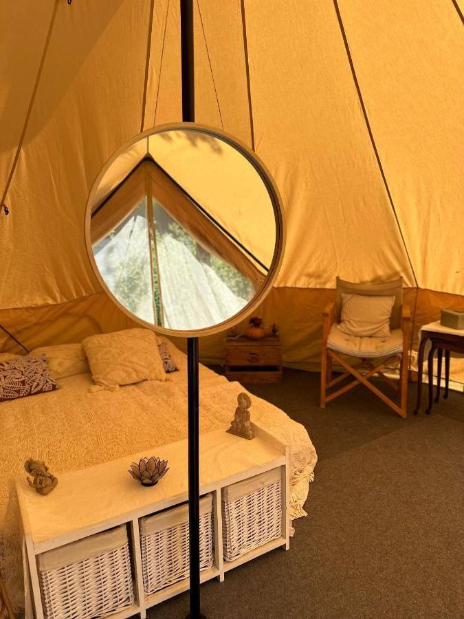 Glamping On Idyllic Lake, Paddle Boards & Rowboat Пошгрун Екстериор снимка