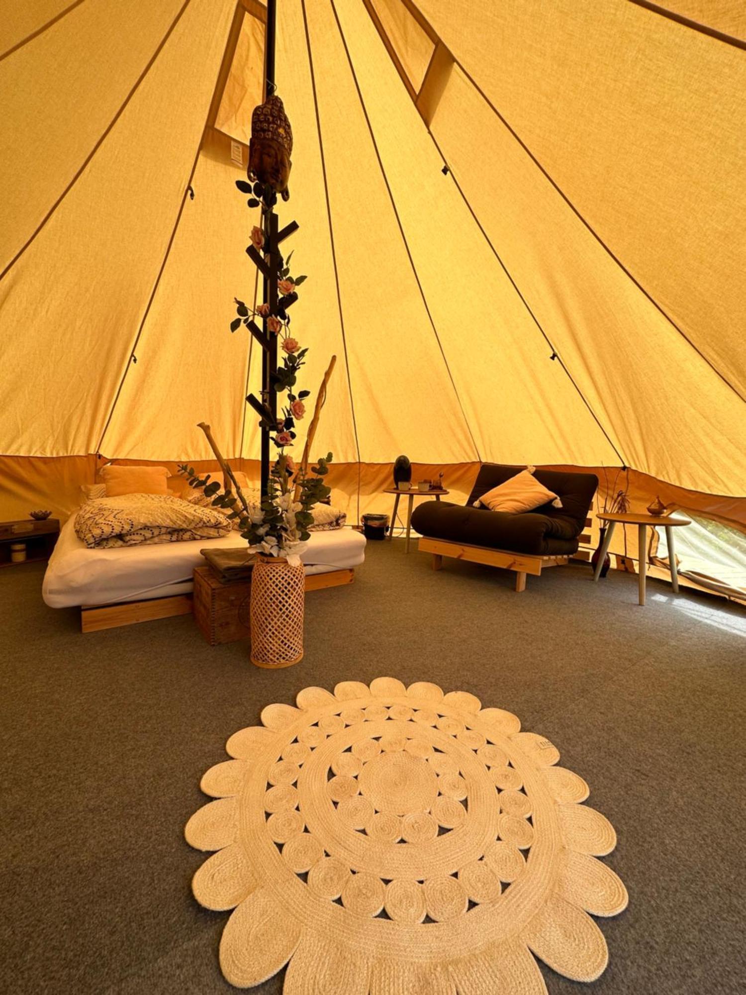 Glamping On Idyllic Lake, Paddle Boards & Rowboat Пошгрун Екстериор снимка